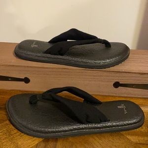 Sanuk Yoga Mat Womens 5 Black Flip Flop Sandals